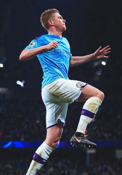 西媒：苏契奇一只脚已踏出皇社大门，球队愿意直接出售他（西媒：苏契奇已接近离队，皇社倾向直接出售他）