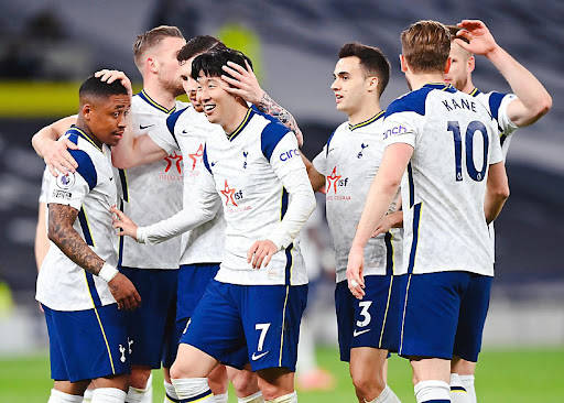 申花连续两个赛季在亚冠输给柔佛，共丢6球、仅打进1球（申花连续两季亚冠负于柔佛，合计丢6球仅进1球）