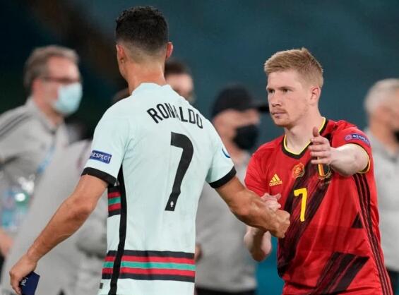 乌拉圭历史第三人，巴尔韦德达成欧冠70场里程碑（巴尔韦德欧冠出场达70场，位列乌拉圭历史第三人）